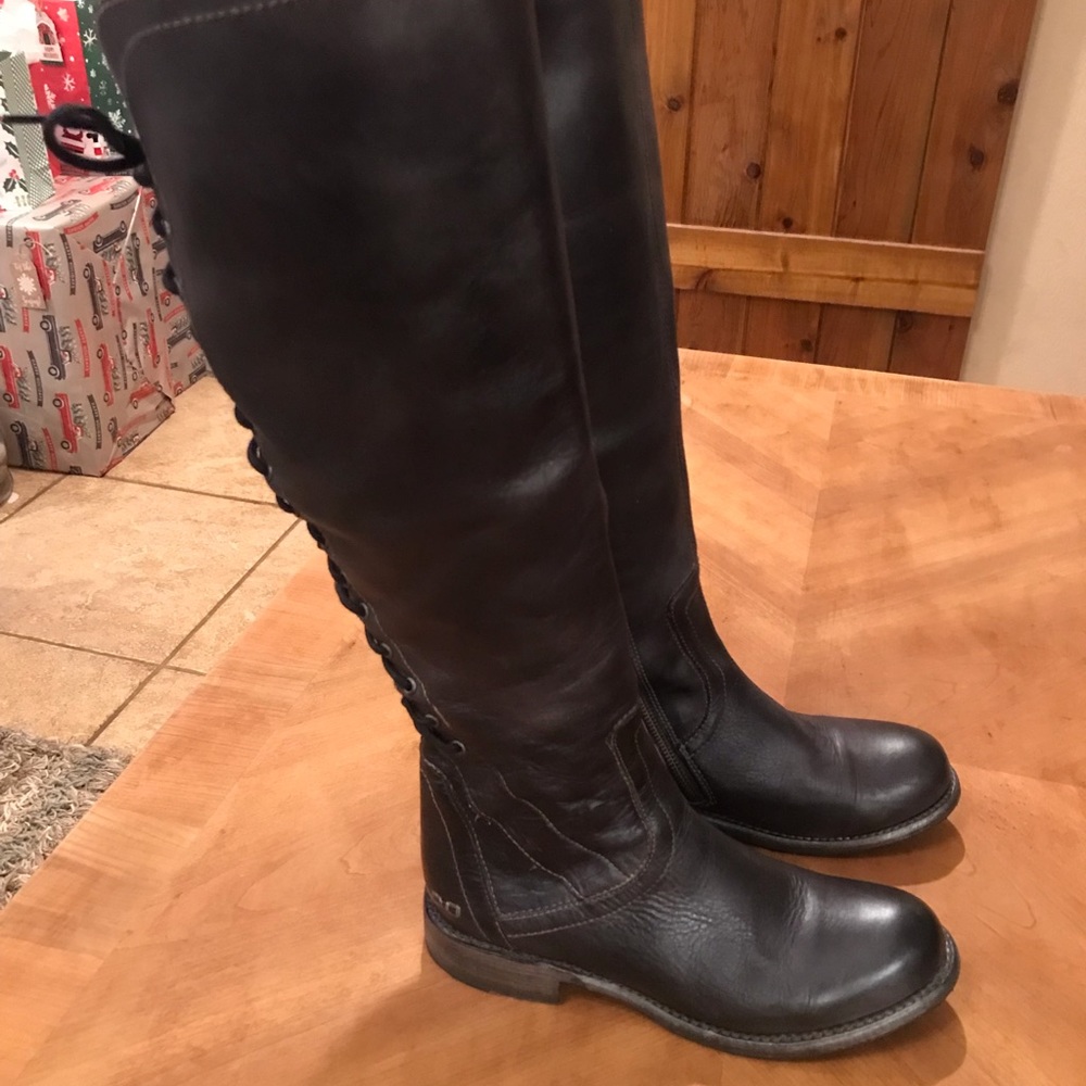 Black Bed Stu boots
